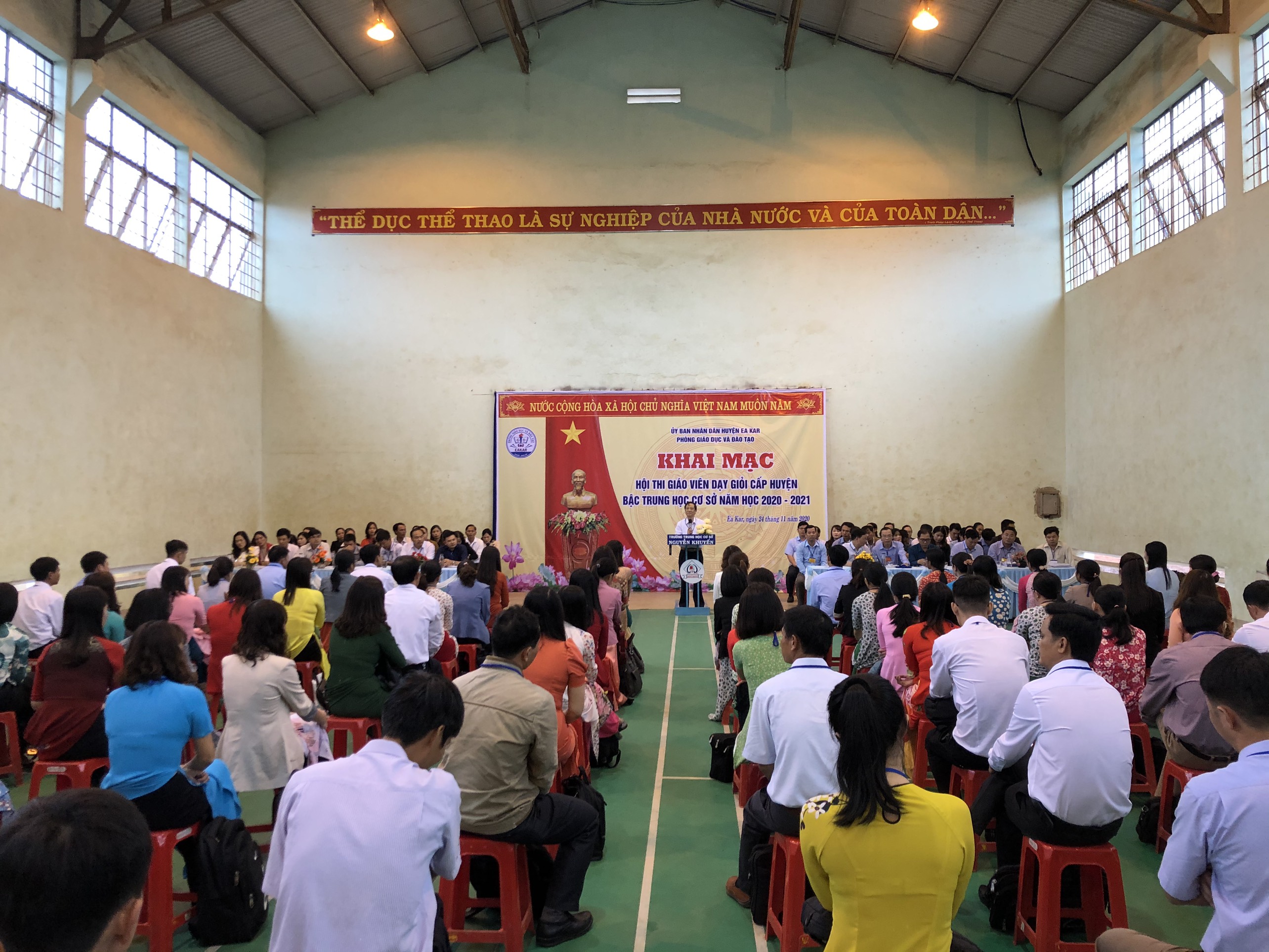 Phòng Giáo dục và Đào tạo huyện Ea Kar tổ chức Hội thi giáo viên dạy giỏi cấp huyện bậc học Trung học cơ sở năm học 2020-2021.